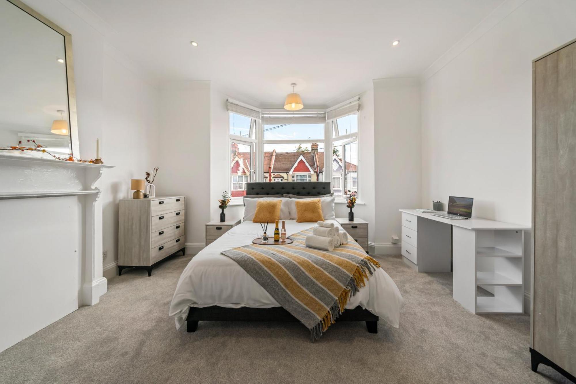 2025 Award Winning - 2 Bedroom Luxury Apartment Next To Wembley Stadium Лондон Екстер'єр фото