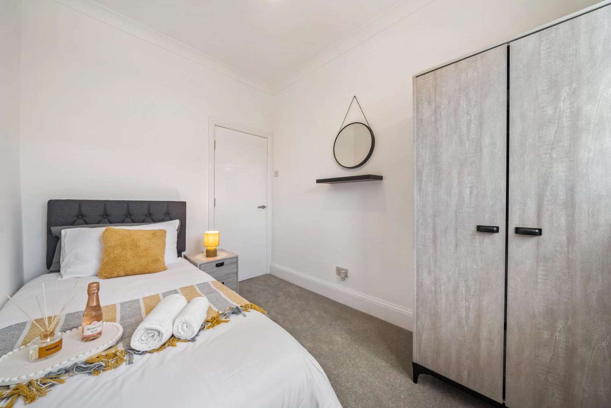 2025 Award Winning - 2 Bedroom Luxury Apartment Next To Wembley Stadium Лондон Екстер'єр фото